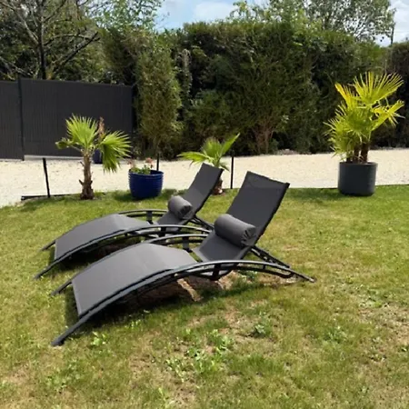Majorelle - De Luxe Avec Jacuzzi Proche Apartment Nanteuil-les-Meaux